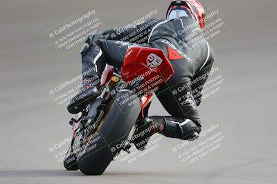 media/Dec-17-2022-SoCal Trackdays (Sat) [[224abd9271]]/Turn 10 Backside (120pm)/